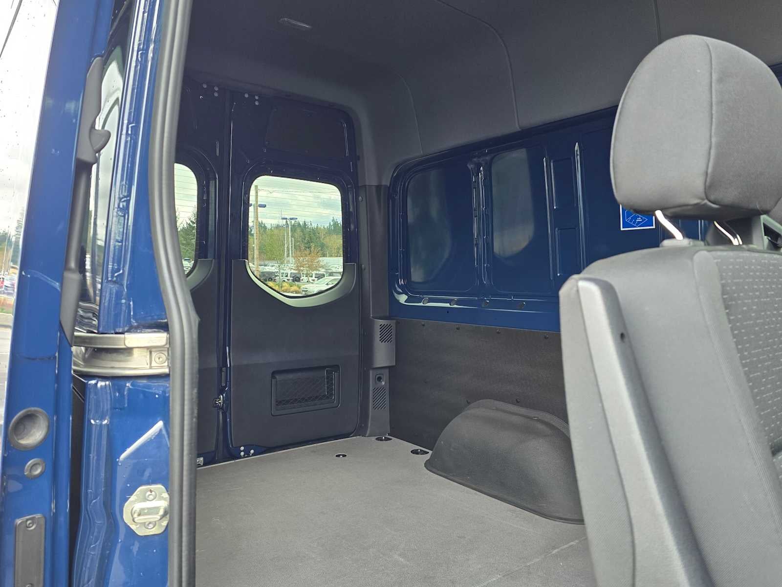 2024 Mercedes-Benz Sprinter Base