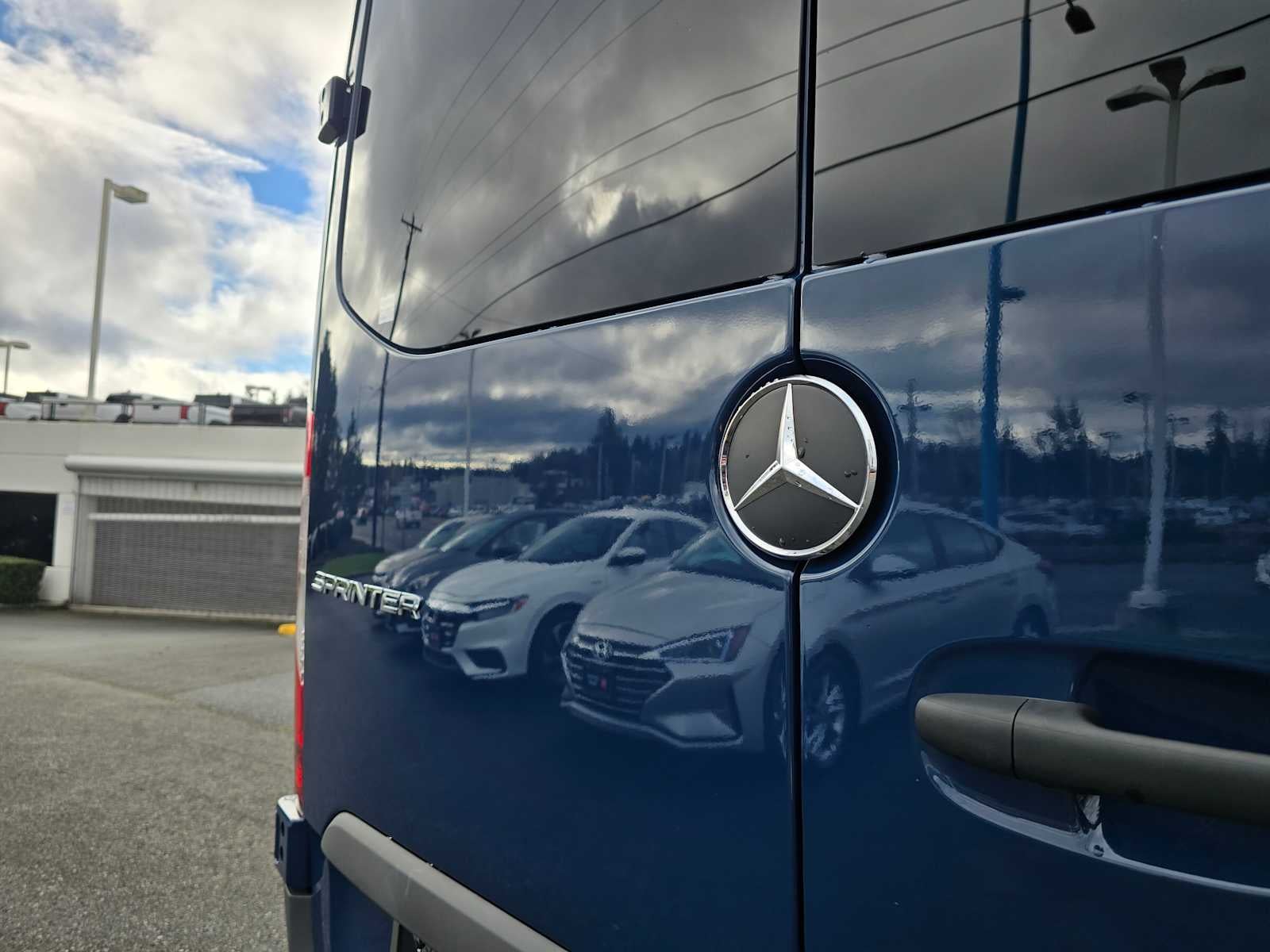 2024 Mercedes-Benz Sprinter Base