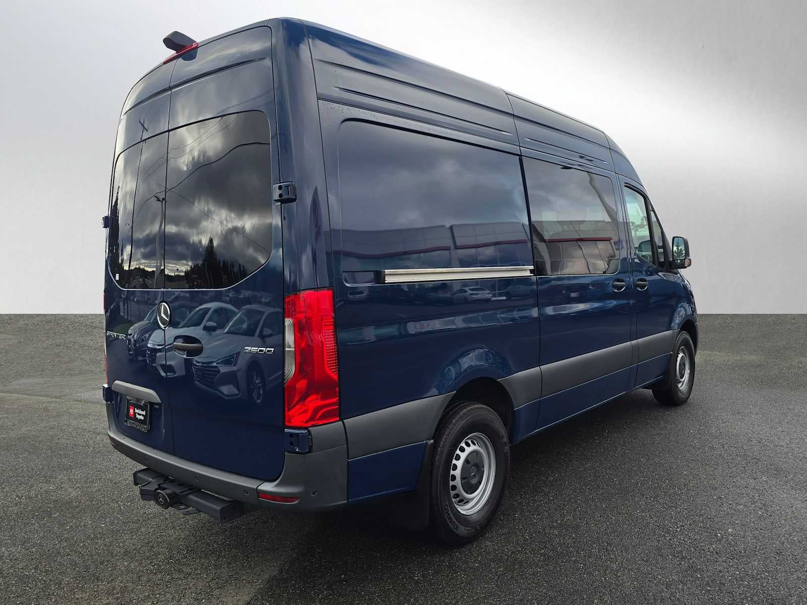 2024 Mercedes-Benz Sprinter Base