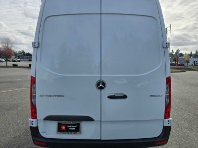 2024 Mercedes-Benz Sprinter Crew Van Base