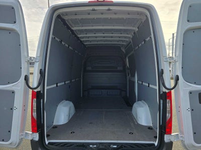 2024 Mercedes-Benz Sprinter Crew Van Base