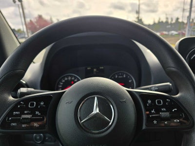 2024 Mercedes-Benz Sprinter Crew Van Base