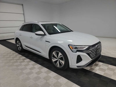 2024 Audi Q8 e-tron Premium Plus