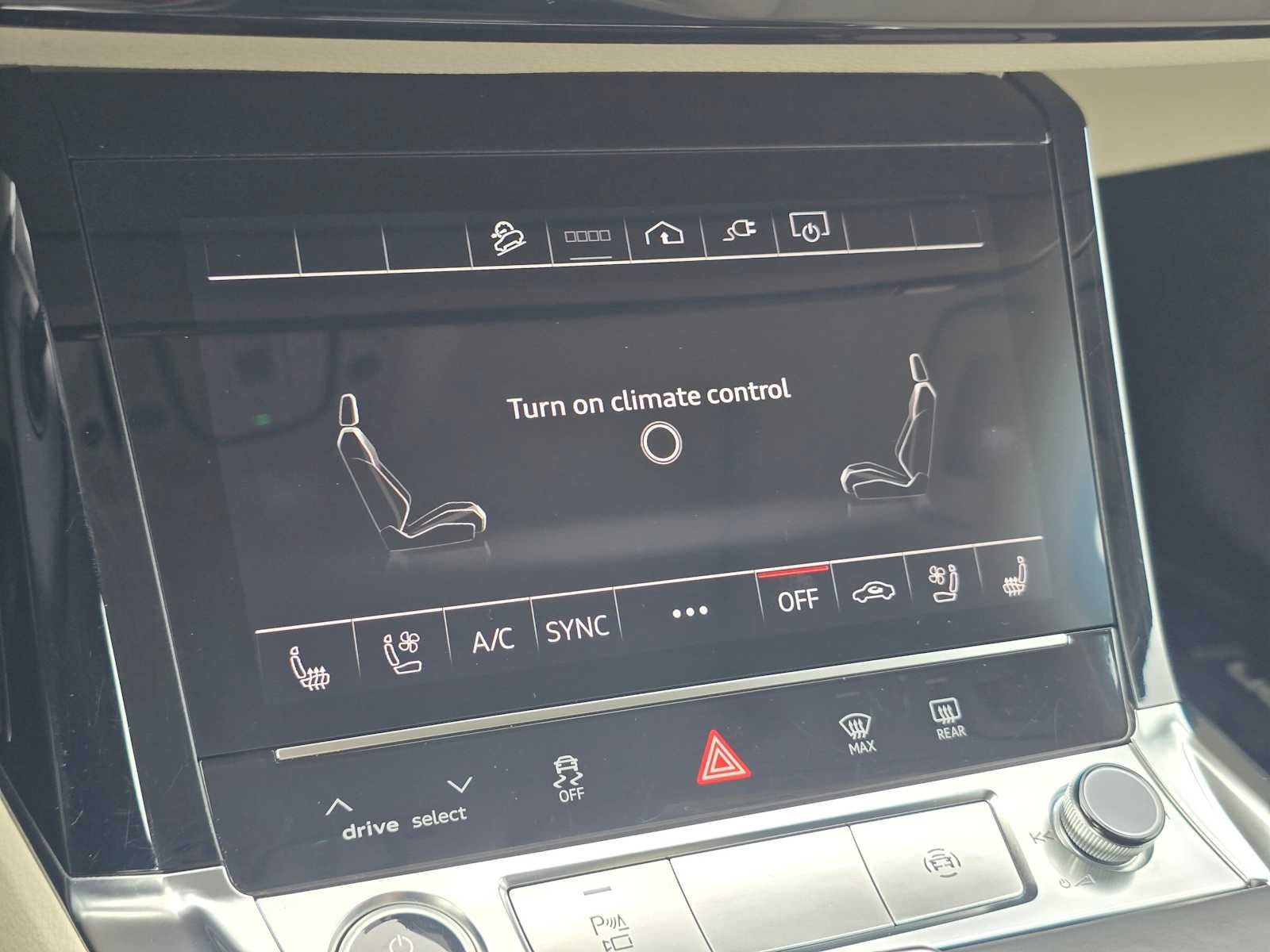 2024 Audi Q8 e-tron Premium Plus