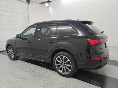 2023 Audi Q7 Premium Plus