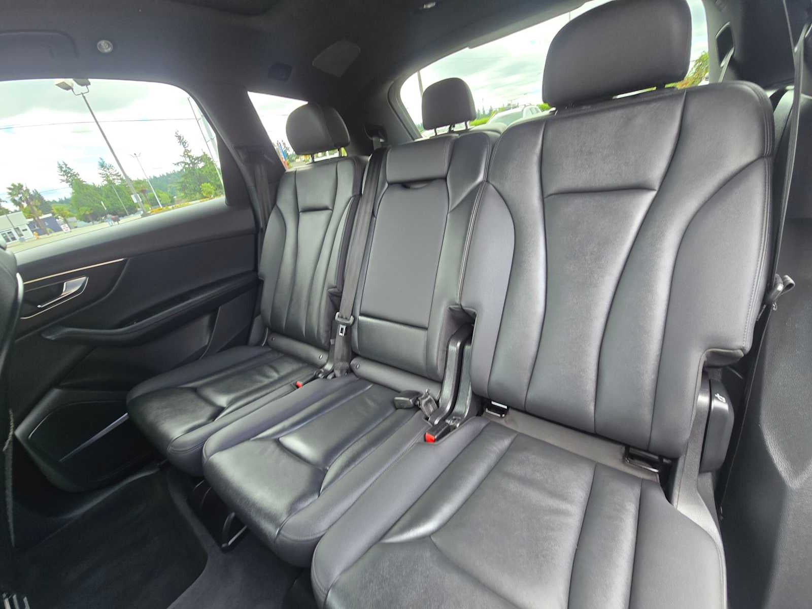 2023 Audi Q7 Premium Plus