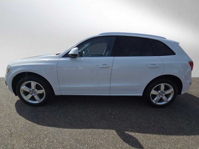 2012 Audi Q5 3.2L Prestige