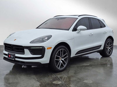 2025 Porsche Macan Base