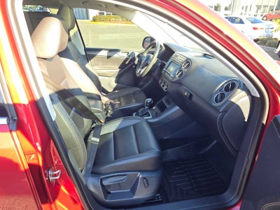 2015 Volkswagen Tiguan S