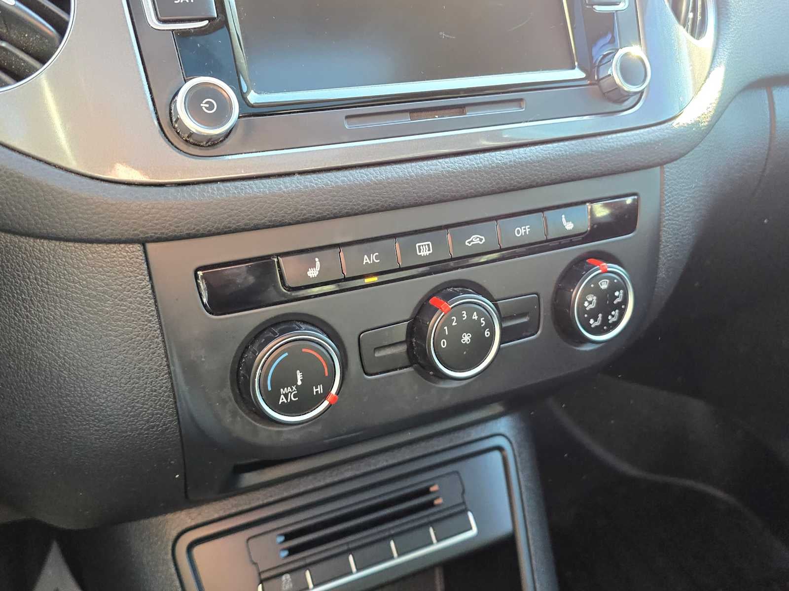 2015 Volkswagen Tiguan S