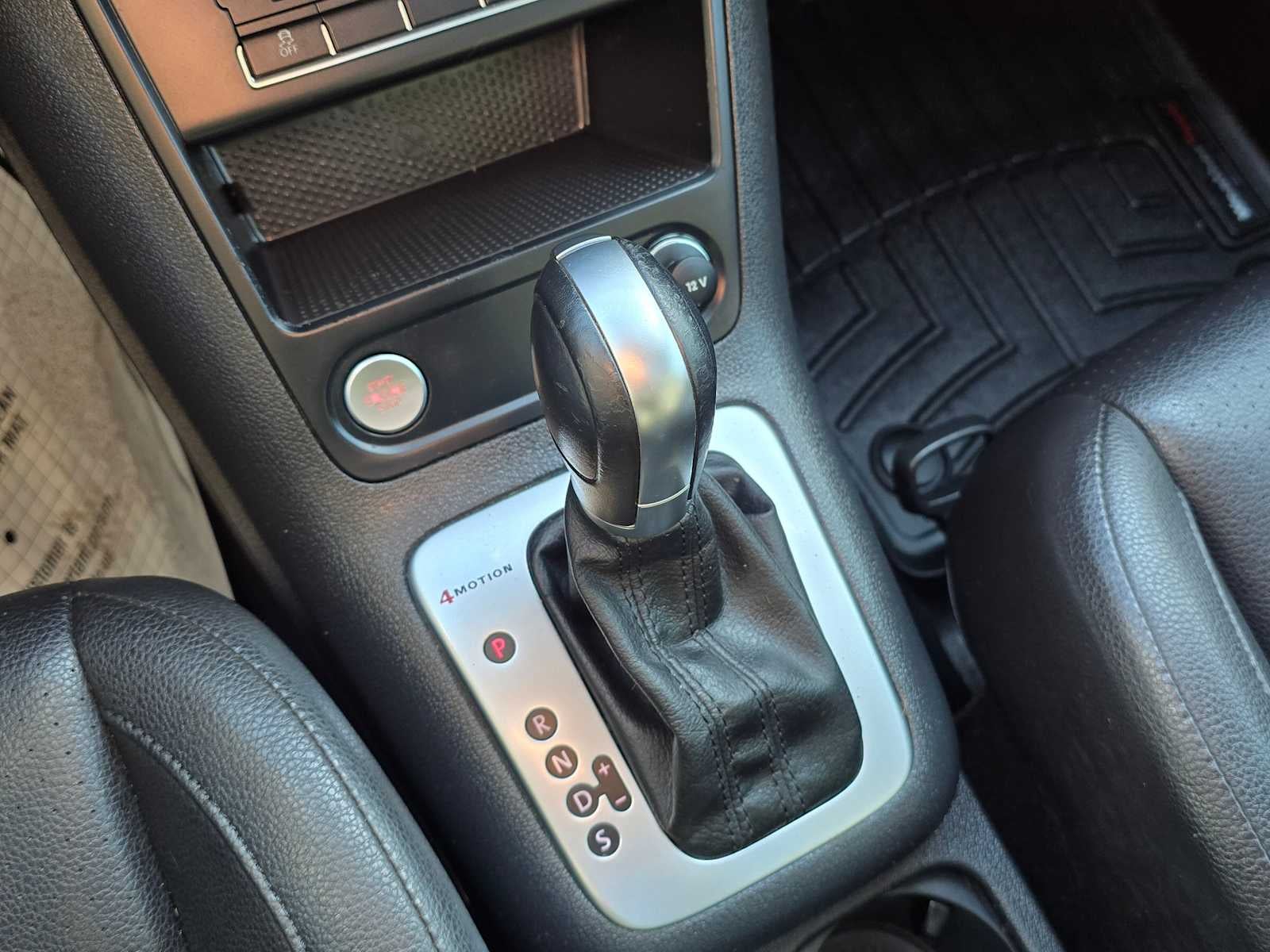 2015 Volkswagen Tiguan S