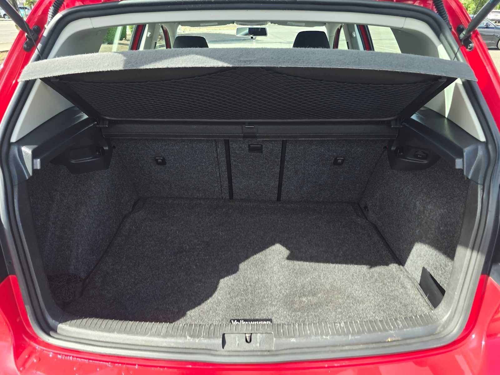 2012 Volkswagen Golf w/Conv