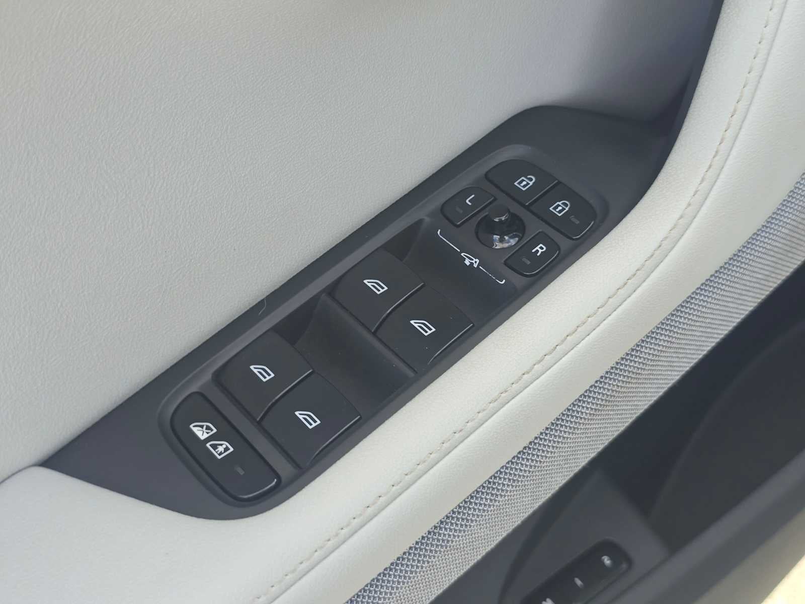 2023 Polestar 2 Performance Plus