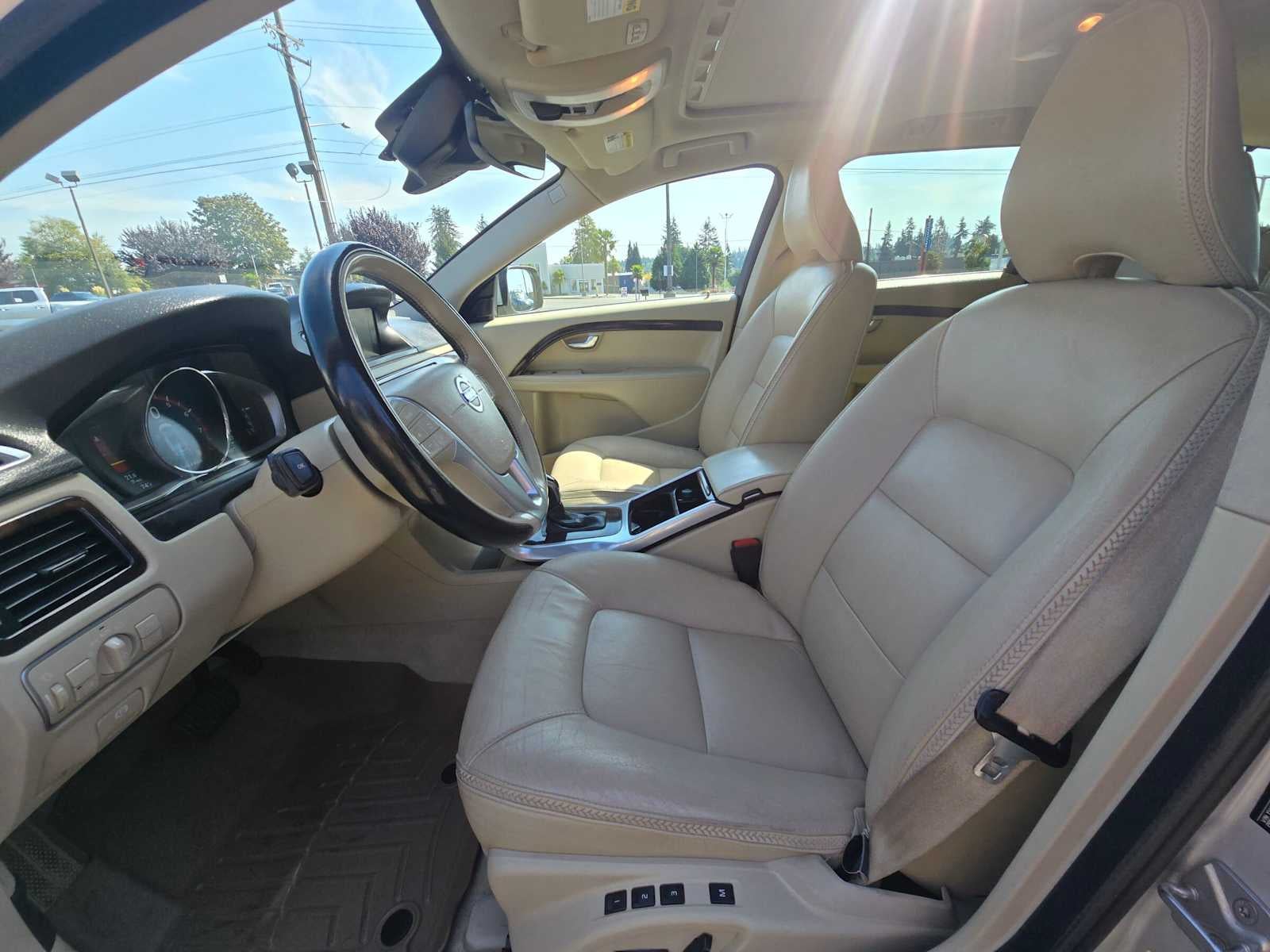 2016 Volvo XC70 T5 Premier