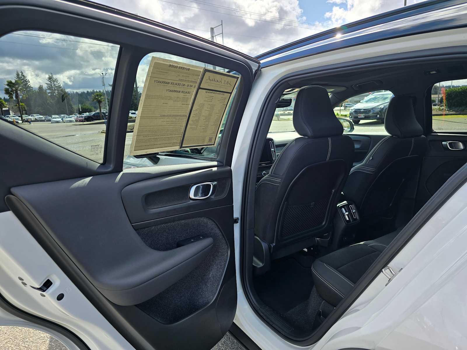 2023 Volvo XC40 Recharge Pure Electric Plus