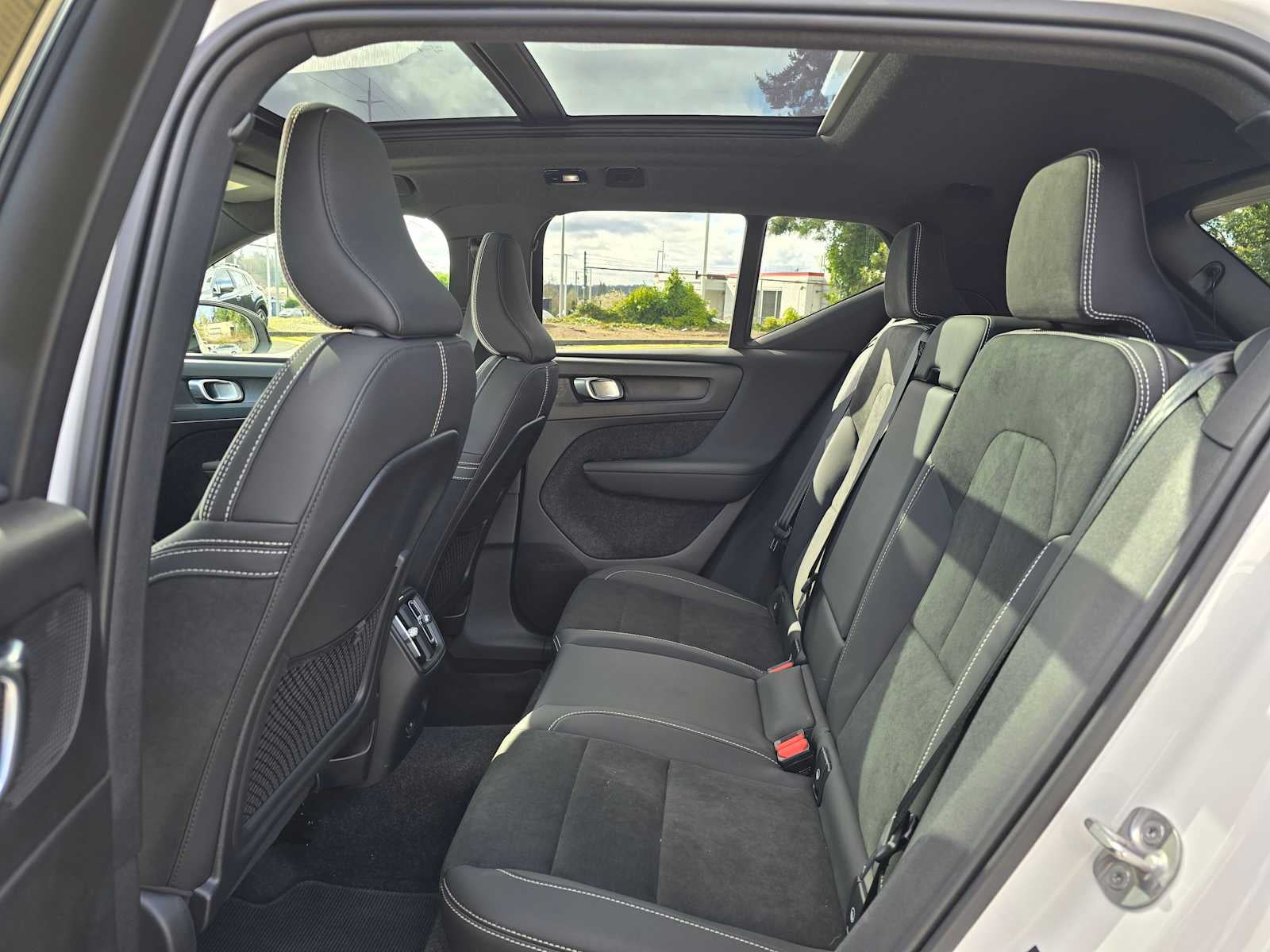 2023 Volvo XC40 Recharge Pure Electric Plus