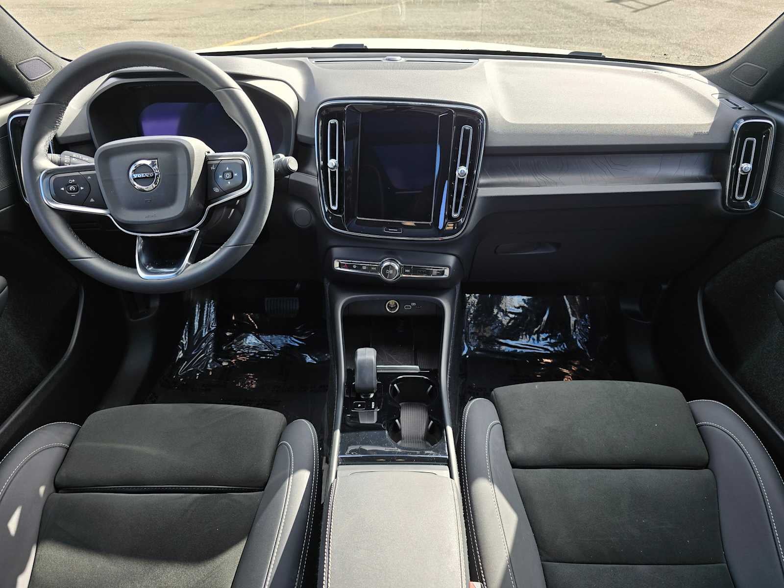 2023 Volvo XC40 Recharge Pure Electric Plus