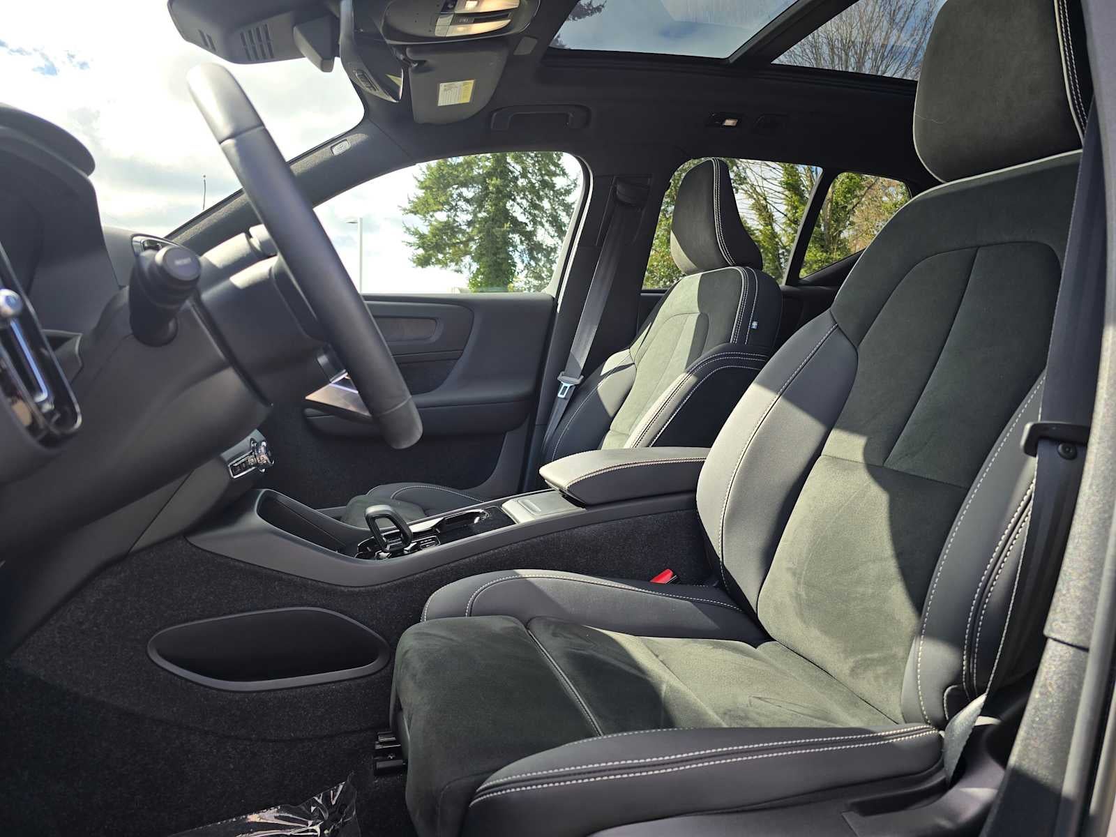 2023 Volvo XC40 Recharge Pure Electric Plus