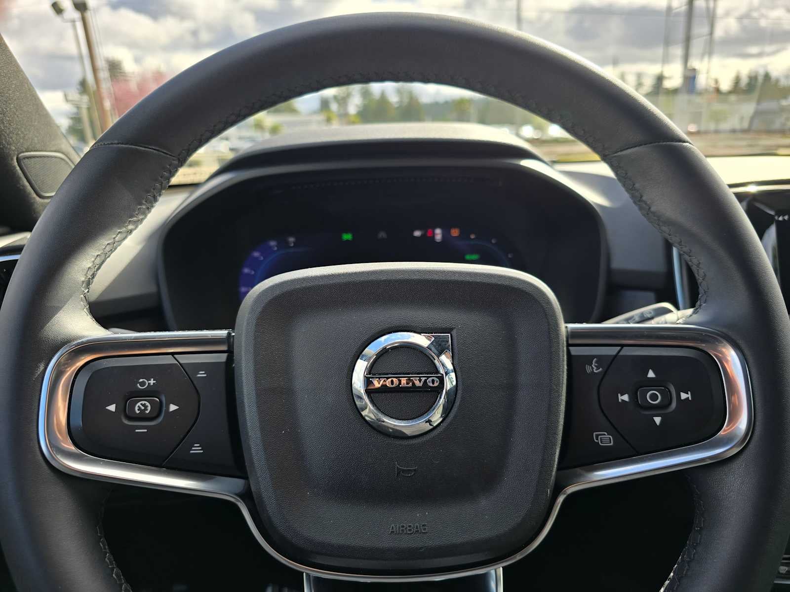 2023 Volvo XC40 Recharge Pure Electric Plus