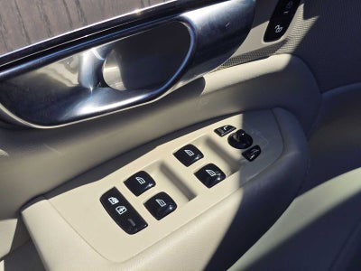 2023 Volvo XC90 Recharge Plug-In Hybrid Ultimate