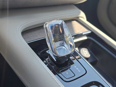 2023 Volvo XC90 Recharge Plug-In Hybrid Ultimate