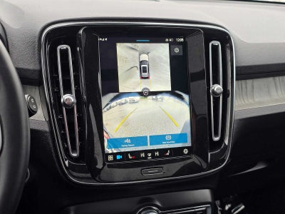 2025 Volvo XC40 Plus Dark Theme