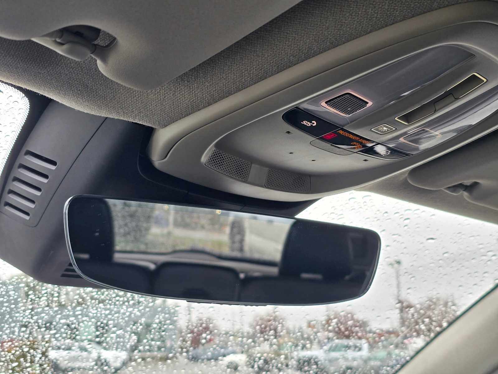 2025 Volvo XC40 Plus Dark Theme