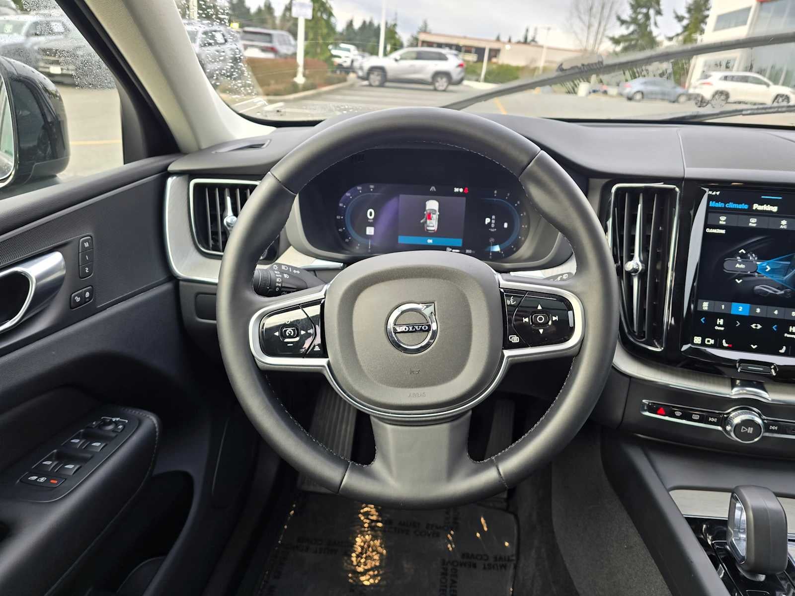 2025 Volvo XC60 Plus