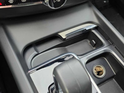 2025 Volvo XC60 Plus