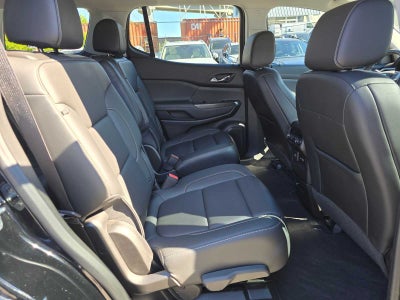 2022 GMC Acadia SLT