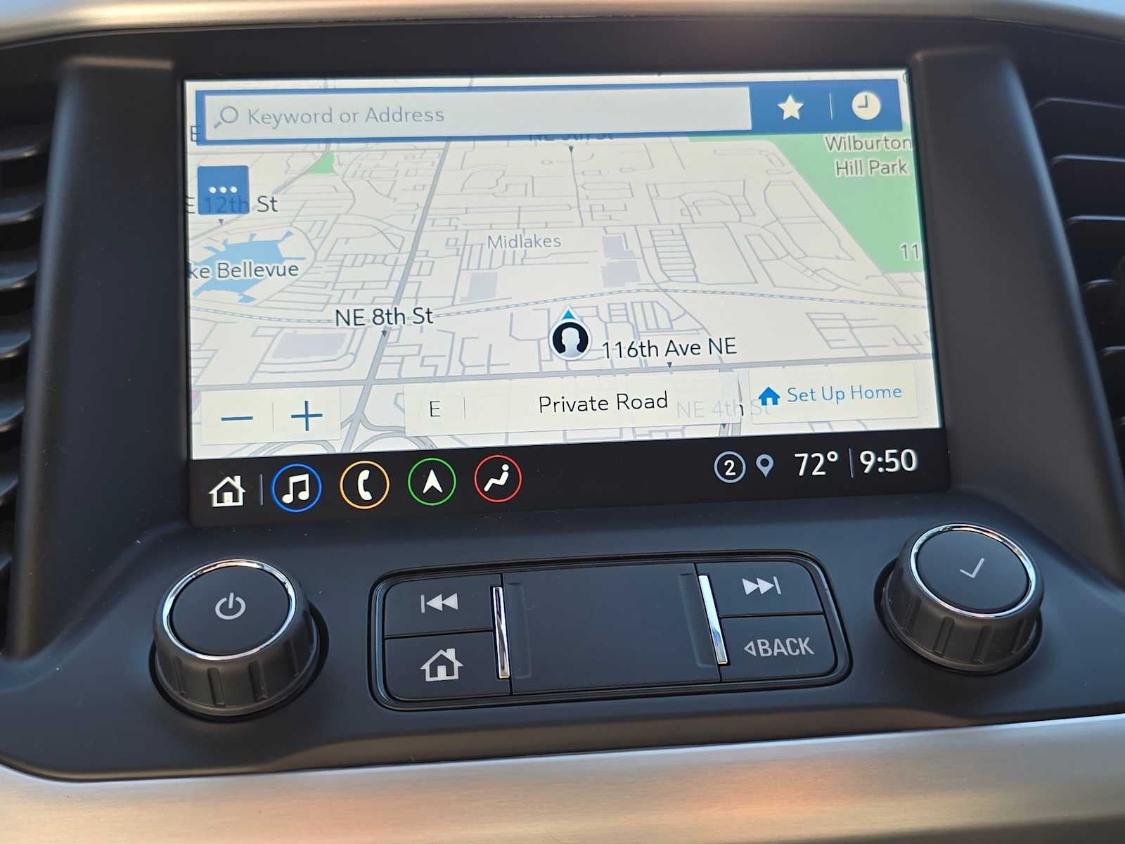 2022 GMC Acadia SLT
