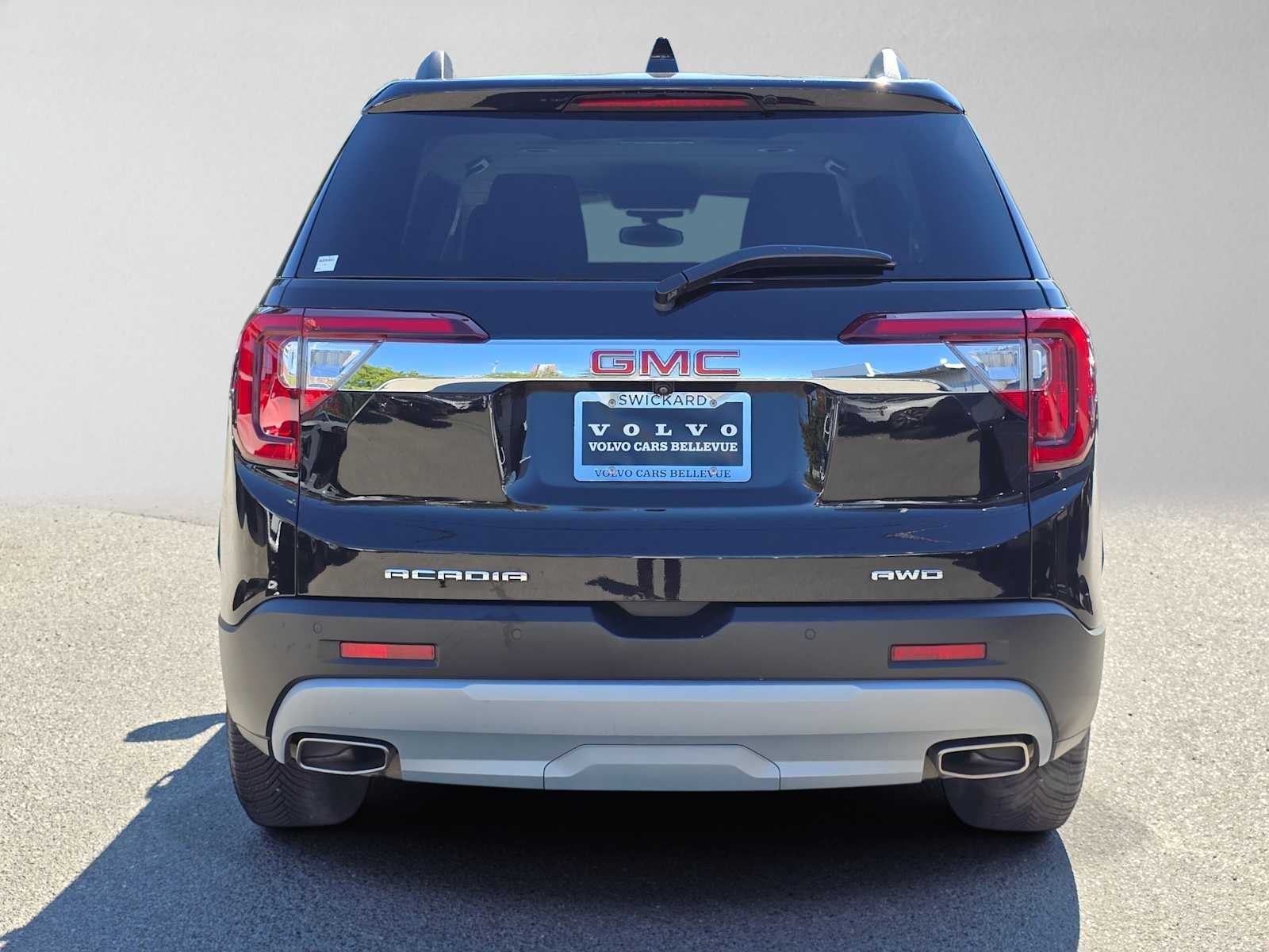 2022 GMC Acadia SLT