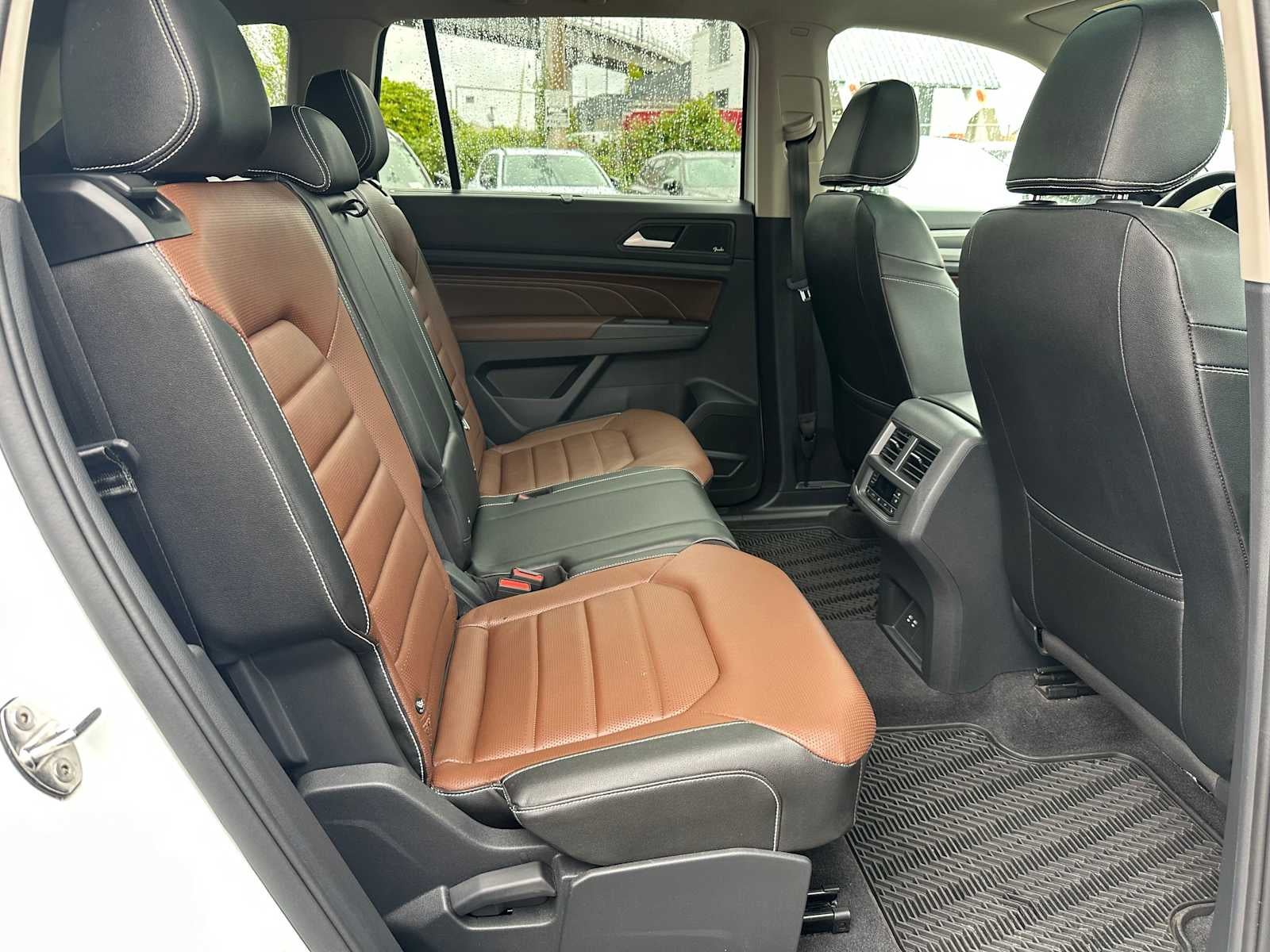 2023 Volkswagen Atlas 3.6L V6 SEL Premium R-Line