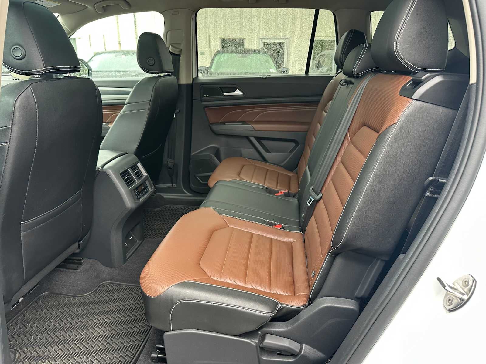 2023 Volkswagen Atlas 3.6L V6 SEL Premium R-Line