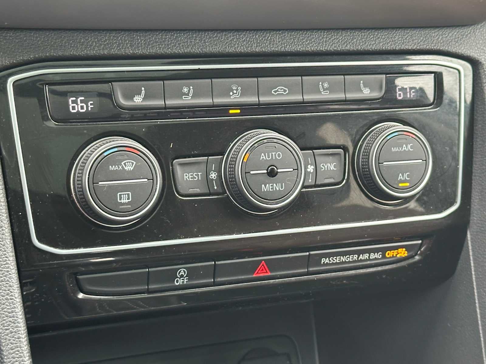 2023 Volkswagen Atlas 3.6L V6 SEL Premium R-Line