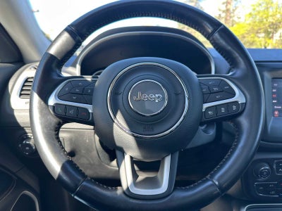 2020 Jeep Compass Latitude w/Sun/Safety Pkg