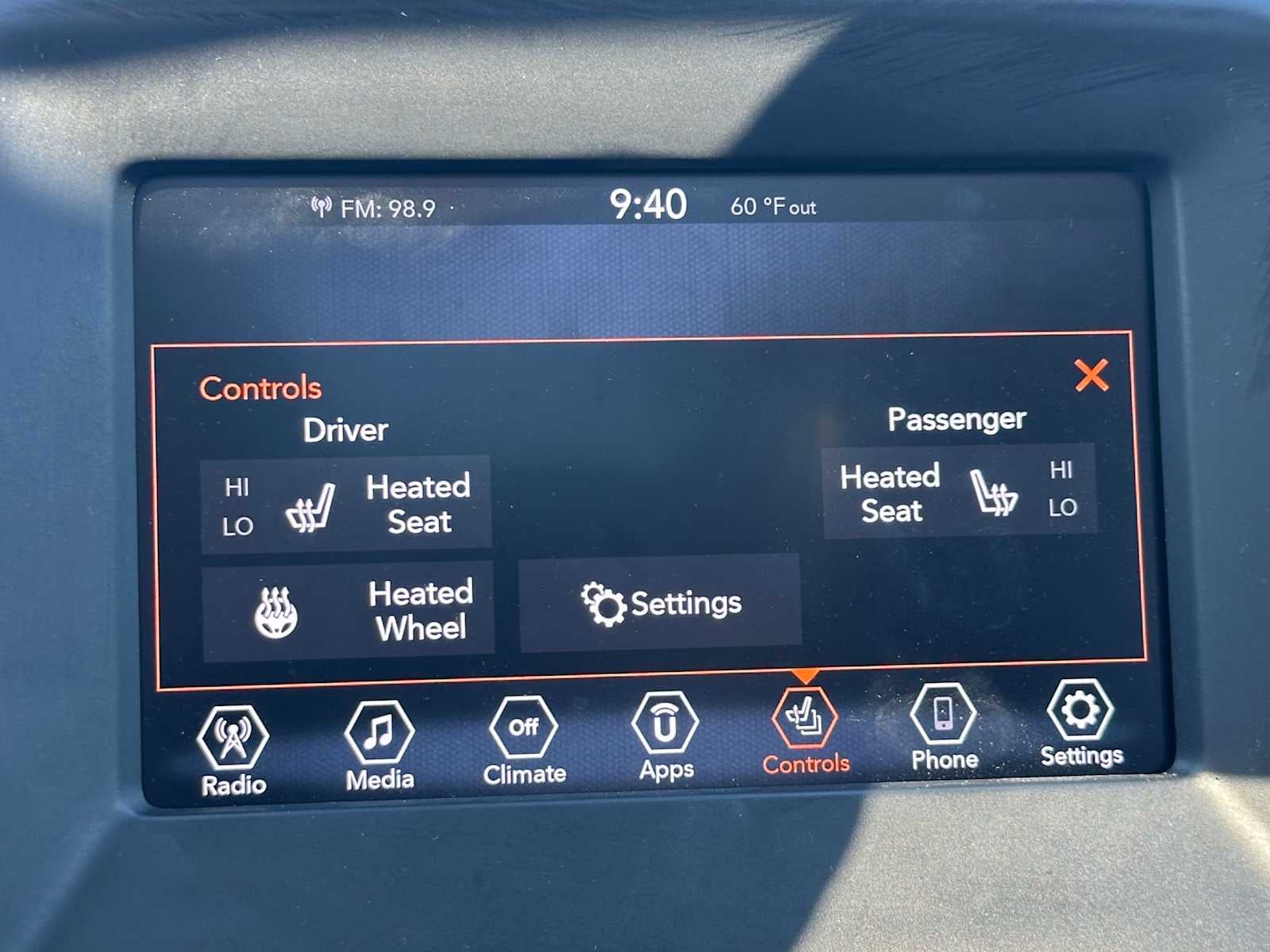2020 Jeep Compass Latitude w/Sun/Safety Pkg