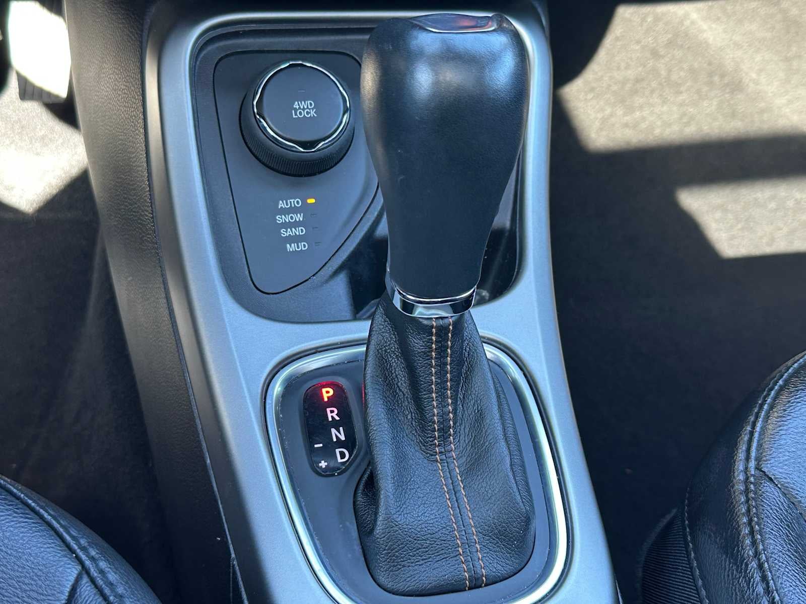 2020 Jeep Compass Latitude w/Sun/Safety Pkg