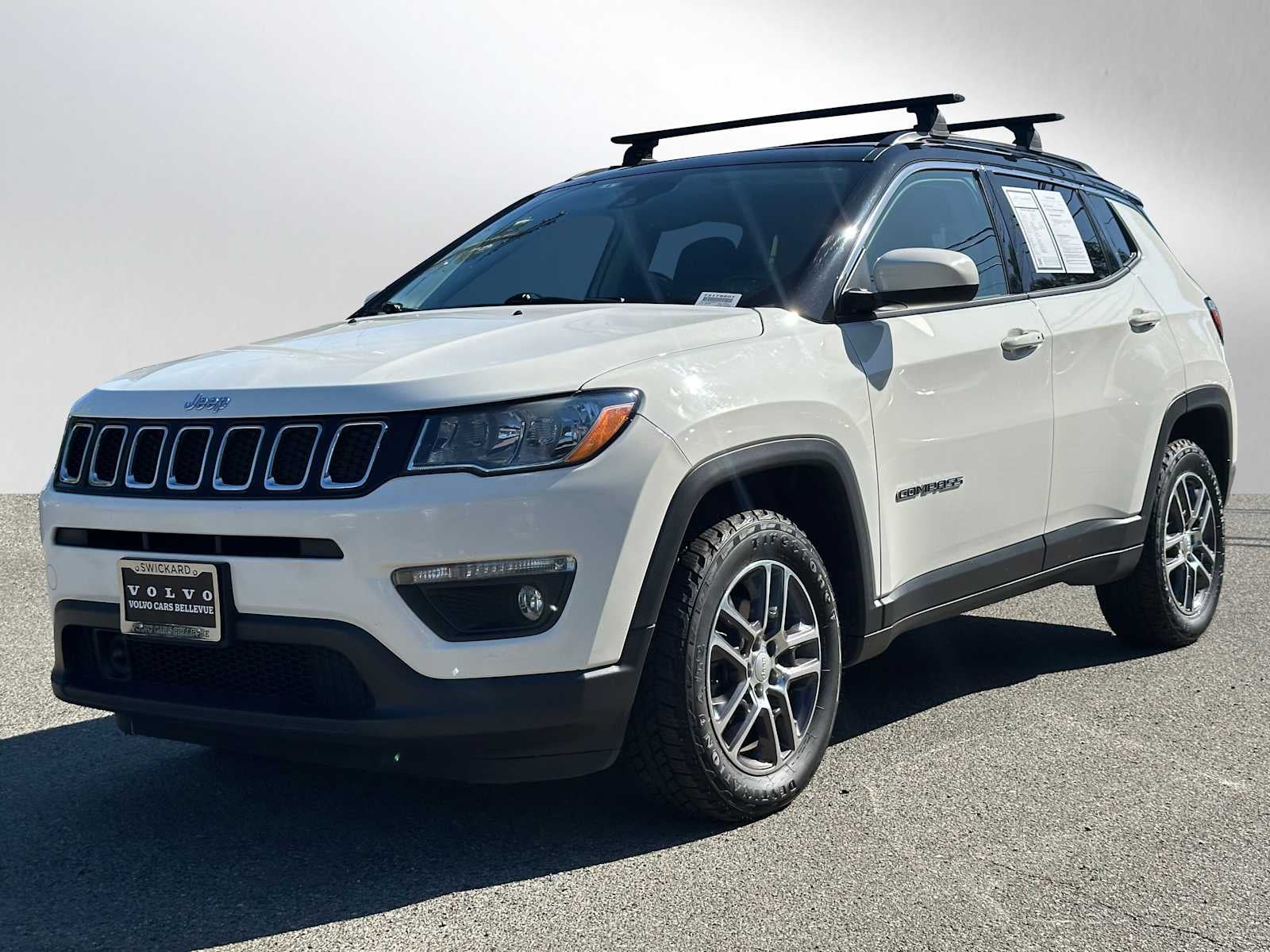 2020 Jeep Compass Latitude w/Sun/Safety Pkg