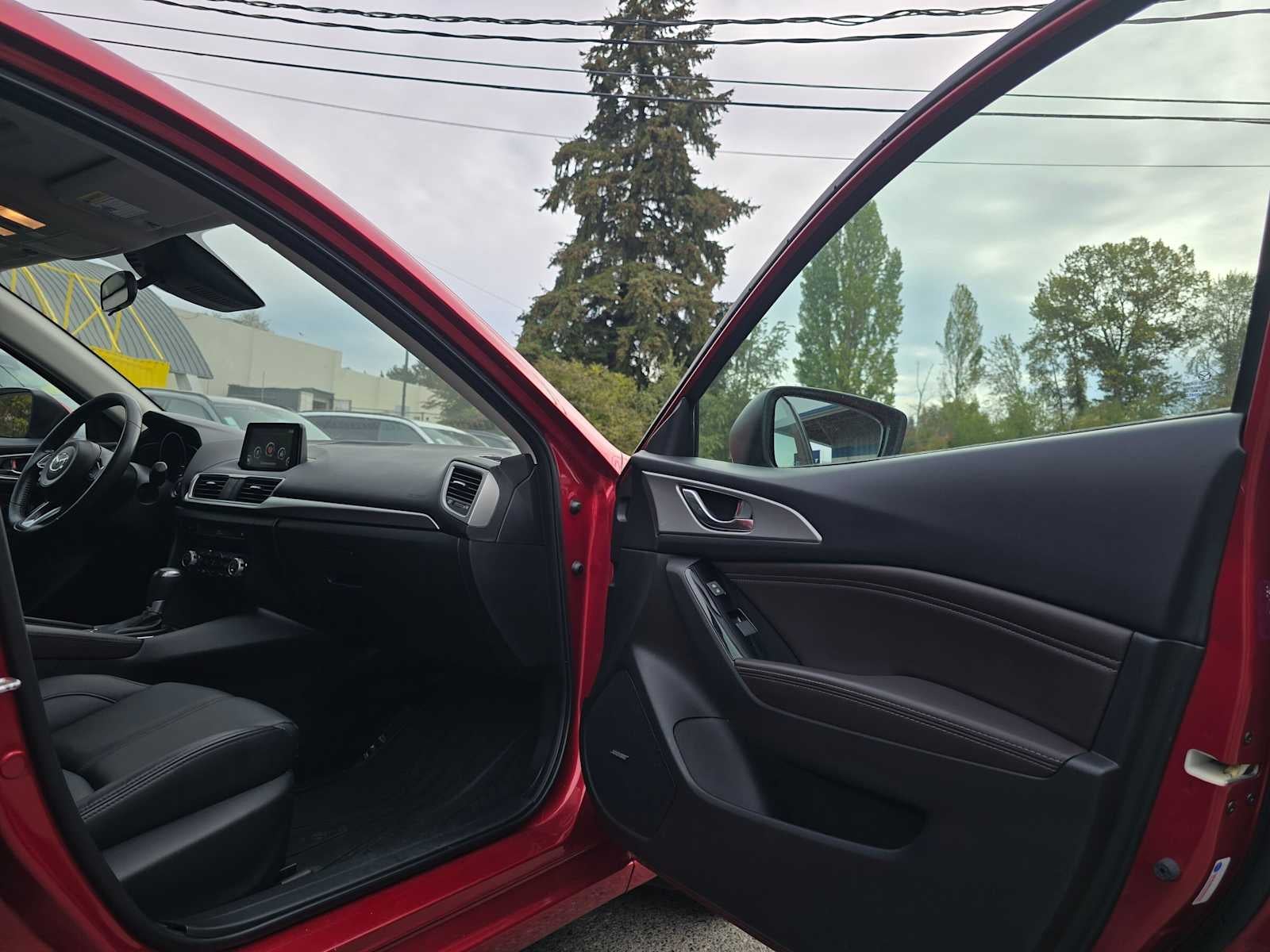2018 Mazda Mazda3 5-Door Touring
