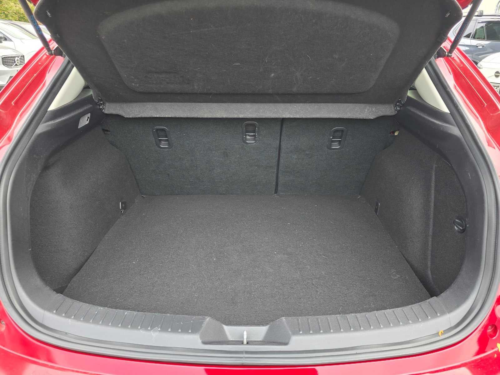 2018 Mazda Mazda3 5-Door Touring