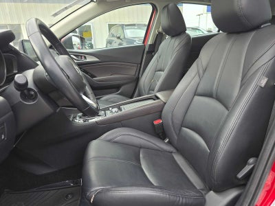 2018 Mazda Mazda3 5-Door Touring