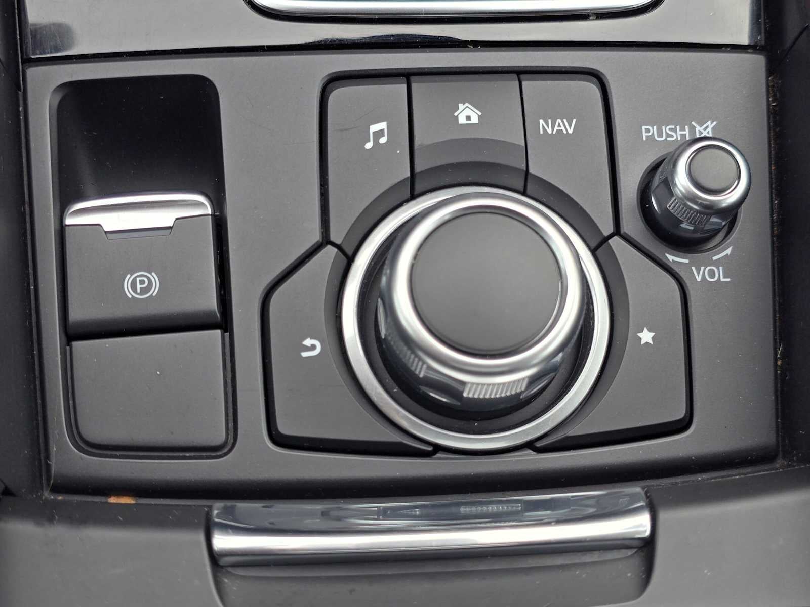 2018 Mazda Mazda3 5-Door Touring