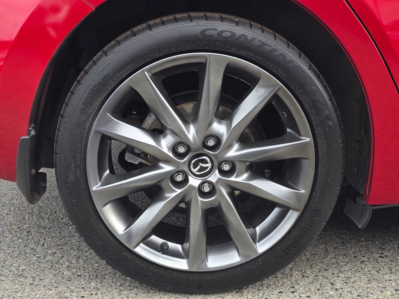 2018 Mazda Mazda3 5-Door Touring