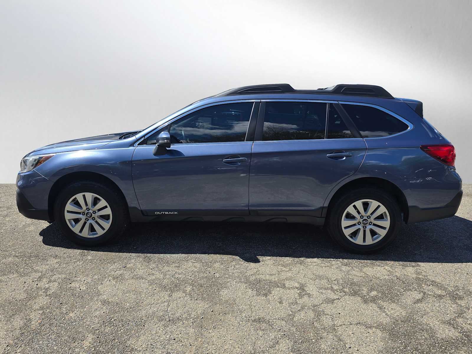 2018 Subaru Outback Premium