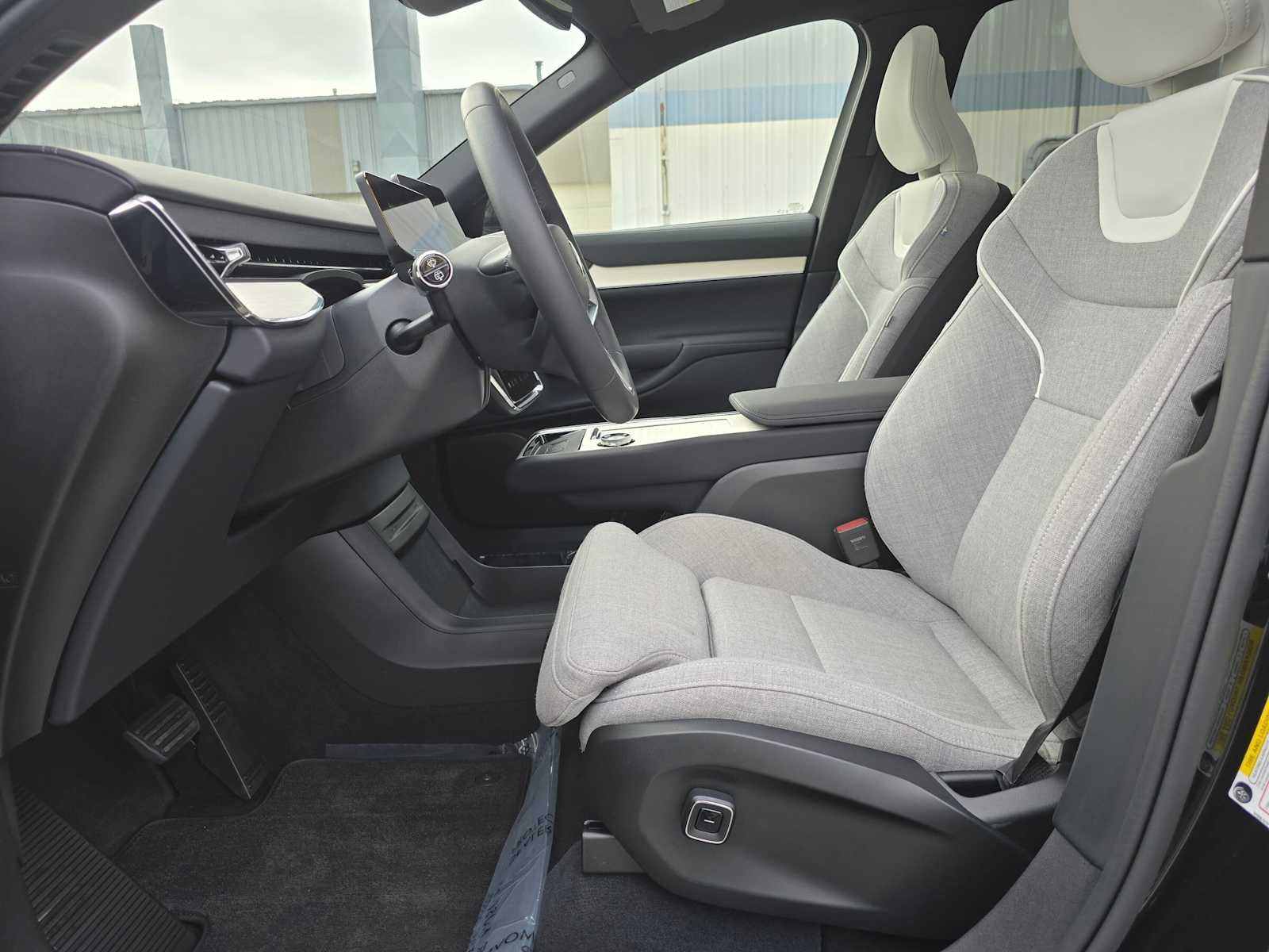 2025 Volvo EX90 Ultra