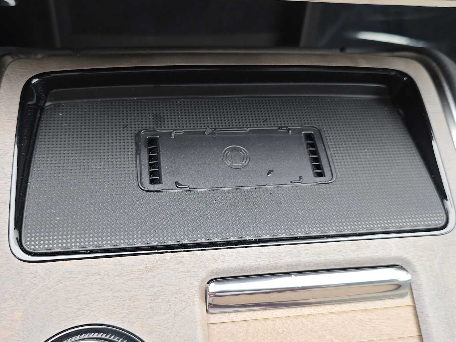 2025 Volvo EX90 Plus