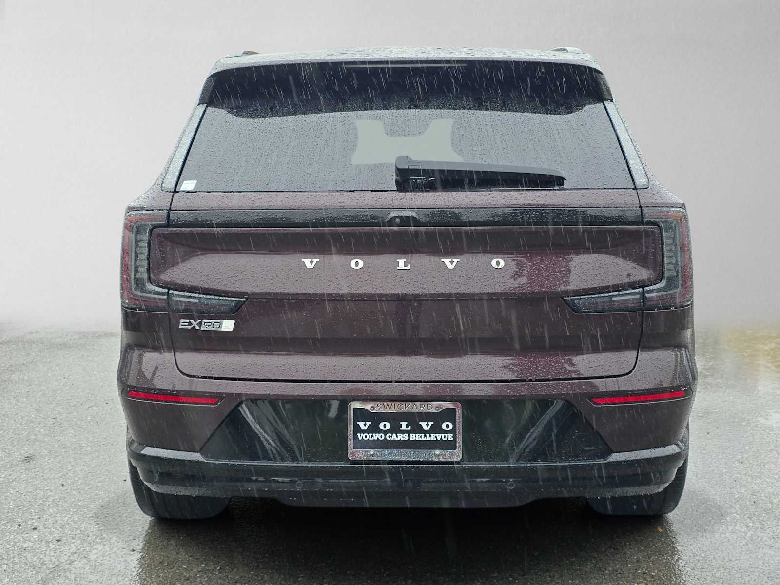 2025 Volvo EX90 Plus