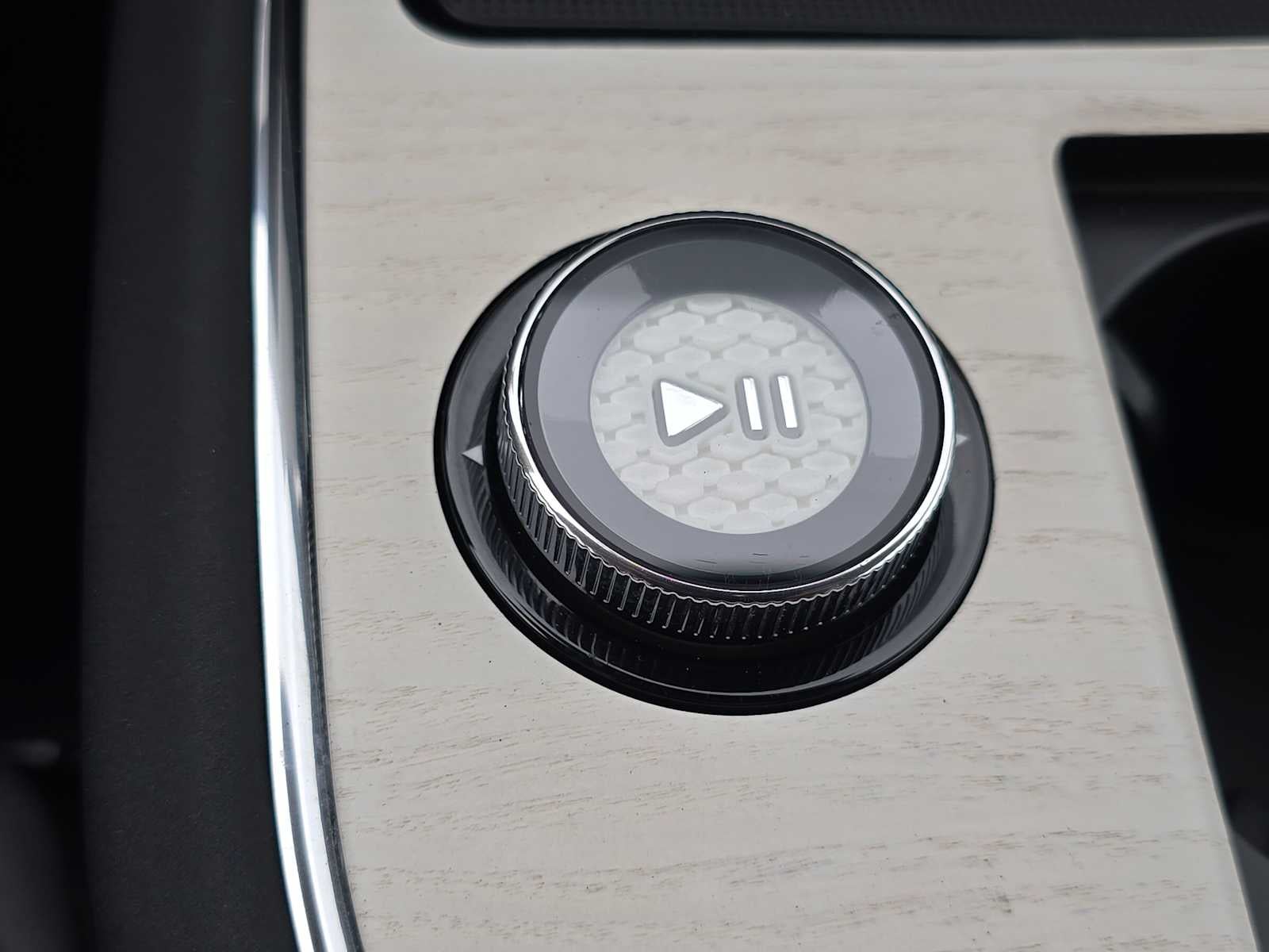 2025 Volvo EX90 Ultra
