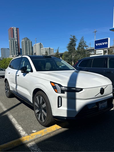 2025 Volvo EX90 Ultra